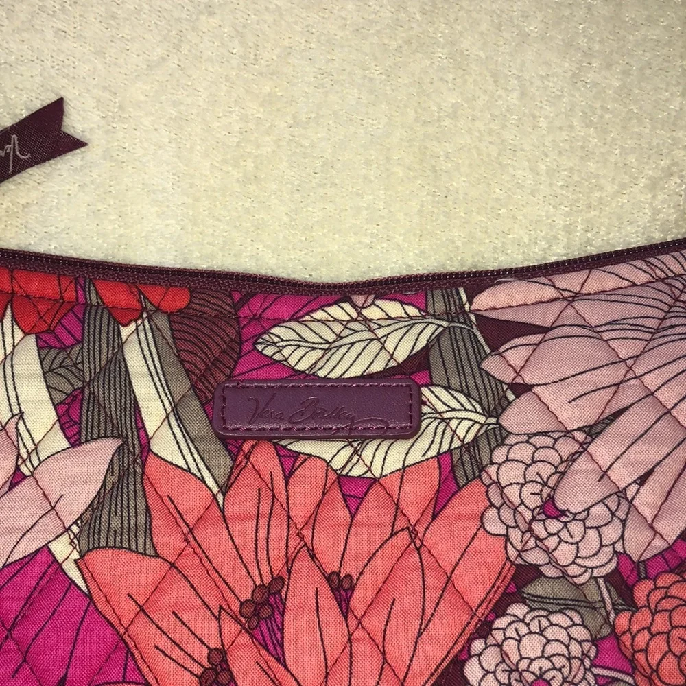 Vera Bradley On The Go Crossbody Bag - Picture 4 of 8